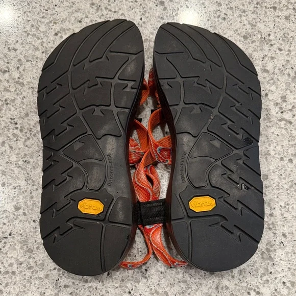 Chaco Black Sandal Patterned Z-Strap Toe Loop Women’s 8 MADE IN USA - Picture 9 of 10